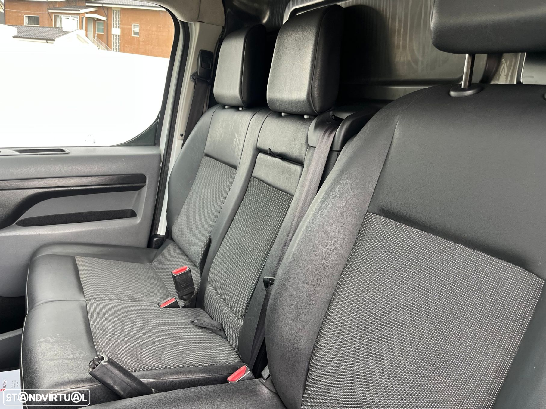 Citroën Jumpy Confort Plus XL BlueHDi 120 Business - 17
