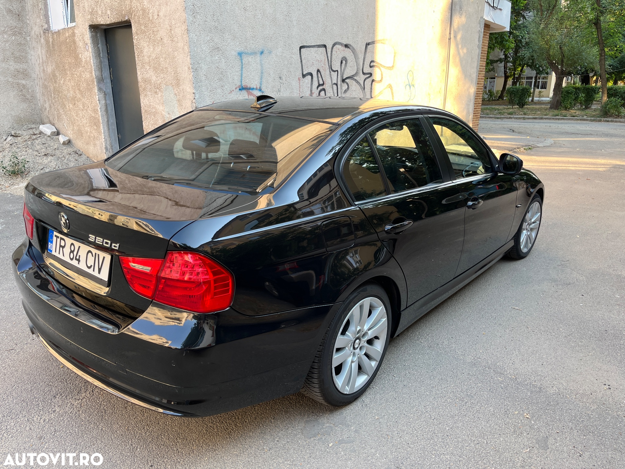 BMW Seria 3 320d - 5
