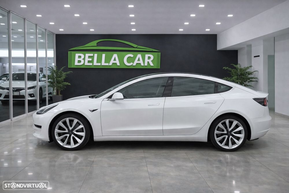 Tesla Model 3 Standard Range Plus RWD - 3
