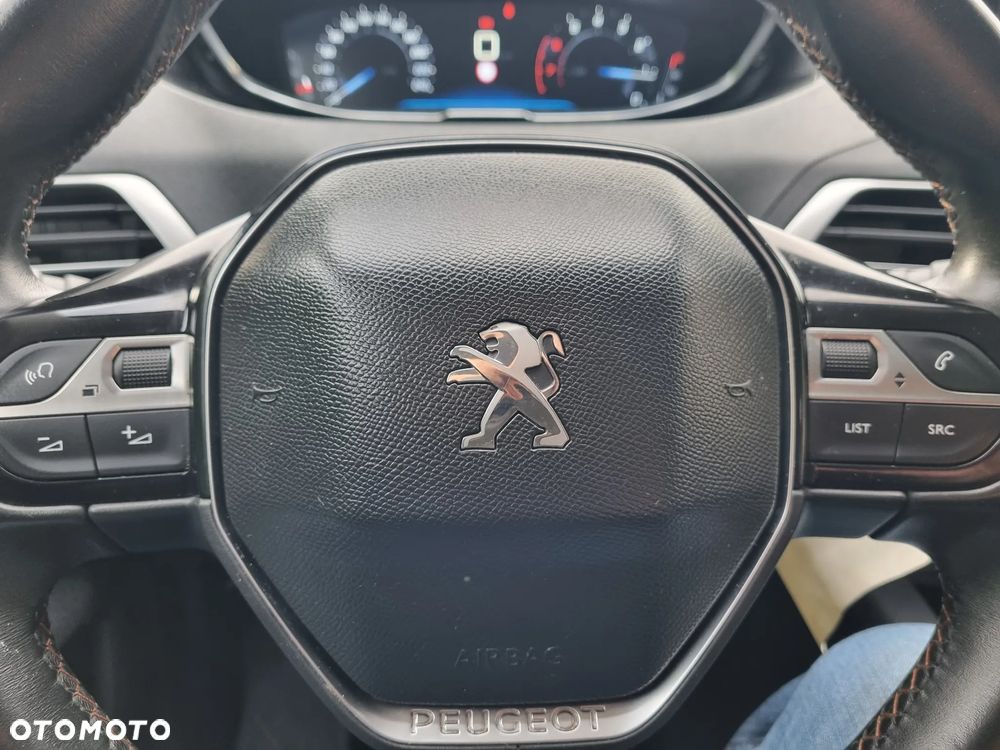 Peugeot 3008 1.2 PureTech Allure Pack S&S - 18