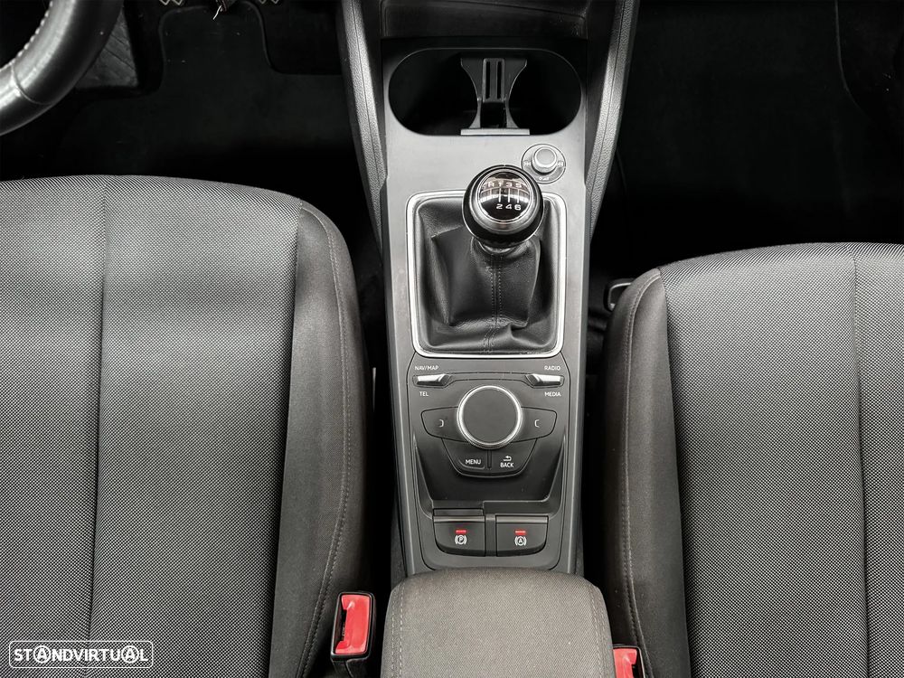 Audi Q2 1.6 TDI Sport - 12