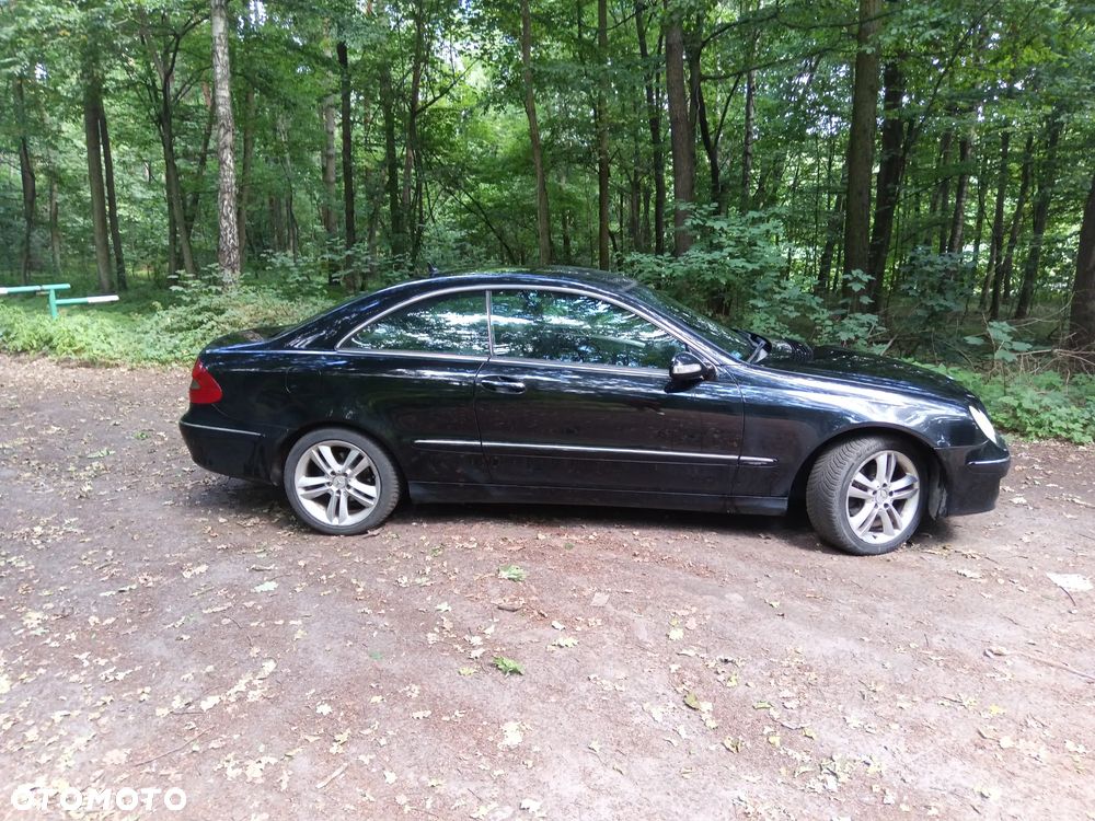 Mercedes-Benz CLK 220 CDI Avantgarde - 2