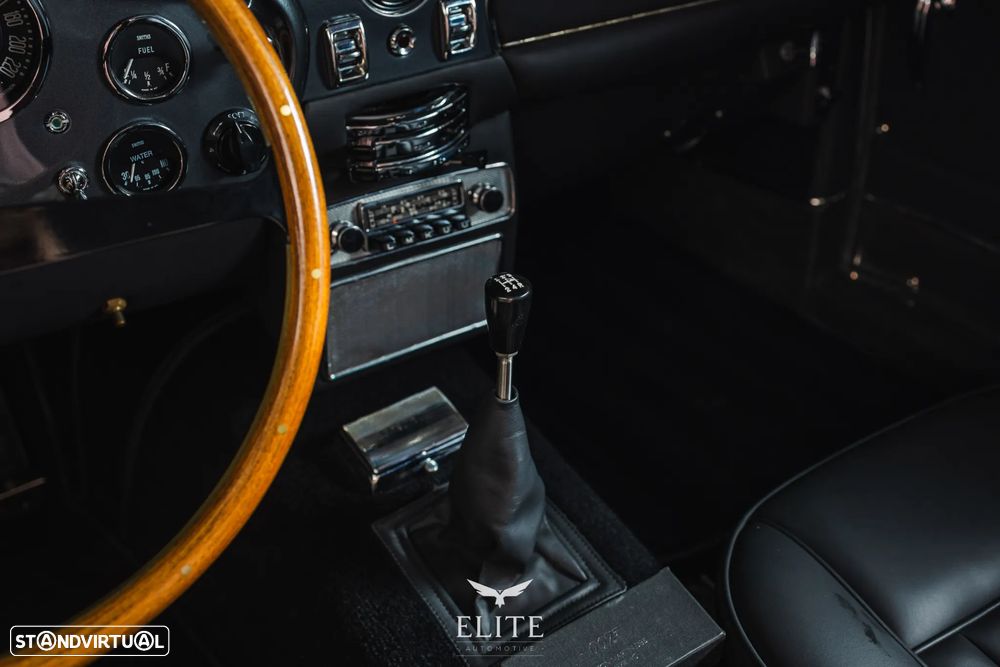 Aston Martin DB5 Coupé - 17