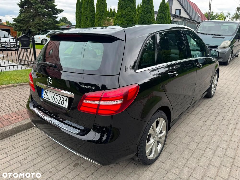Mercedes-Benz Klasa B 250 4Matic 7G-DCT UrbanStyle Edition - 4