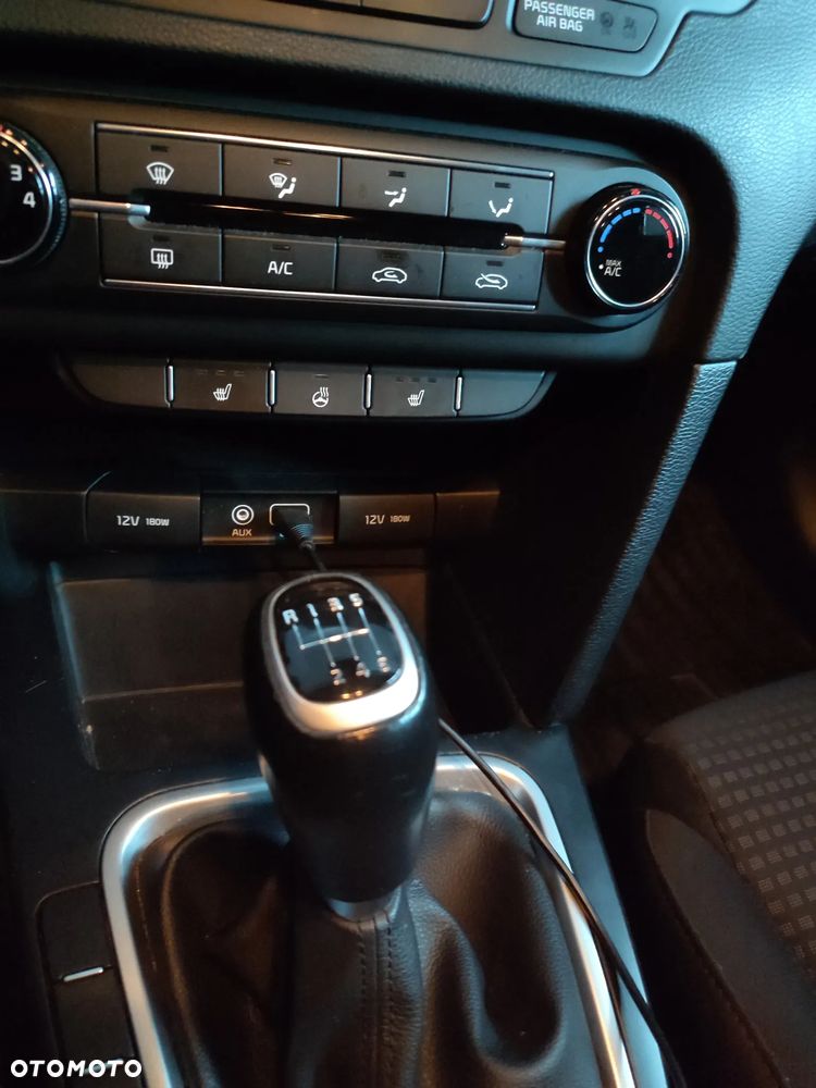 Kia Ceed 1.4 L Business Line - 11