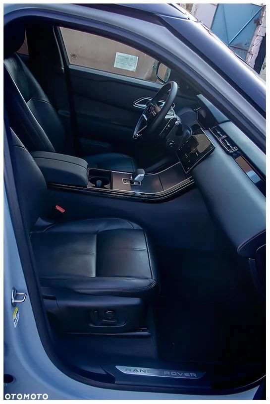 Land Rover Range Rover Velar 3.0 D300 mHEV Dynamic SE - 13