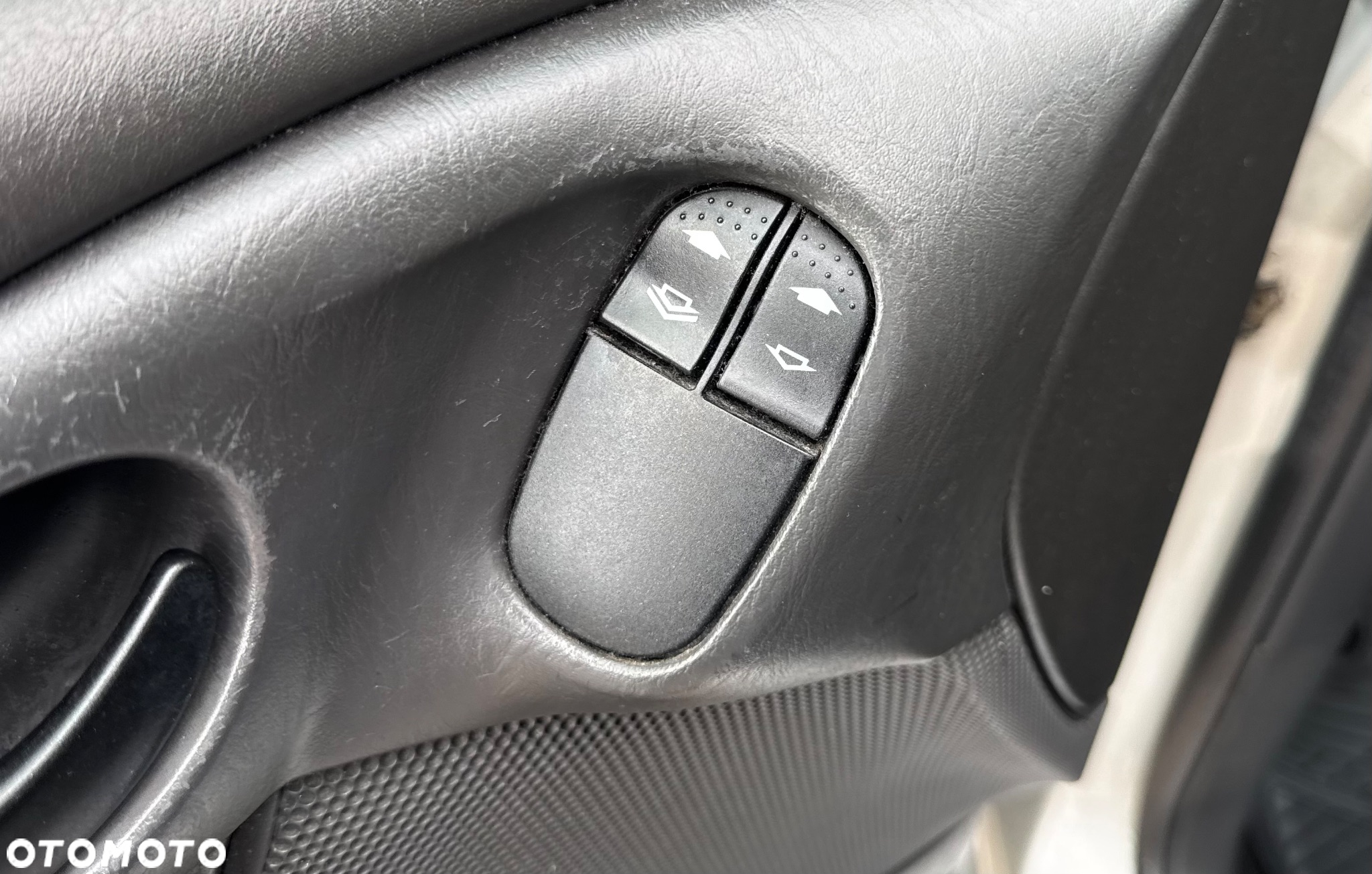 Ford Focus 1.6 Comfort X / 100 - 18