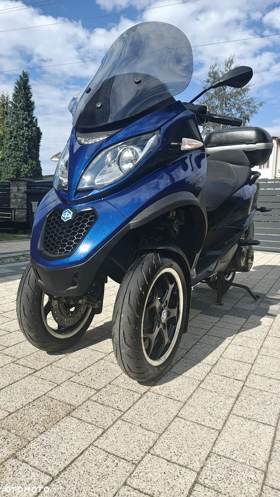 Piaggio MP-3 - 9