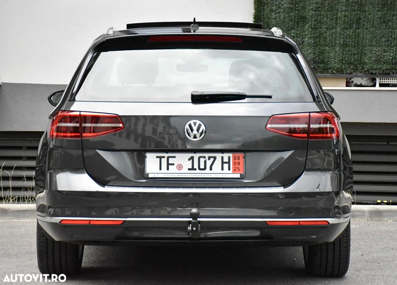 Volkswagen Passat Variant 2.0 TDI SCR DSG BlueMotion Highline - 12