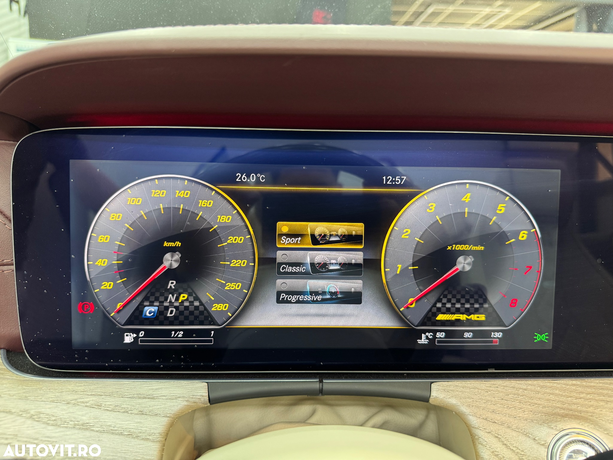 Mercedes-Benz E 400 4Matic Cabrio 9G-TRONIC AMG Line - 23