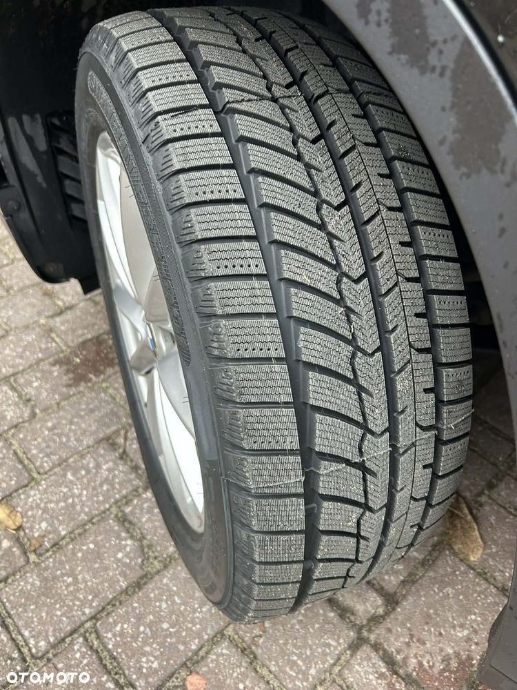 BMW X1 sDrive18i - 10