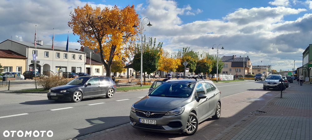 Opel Astra 1.2 T Elegance S&S - 11