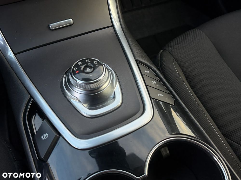 Ford S-Max 2.0 EcoBlue Titanium - 23