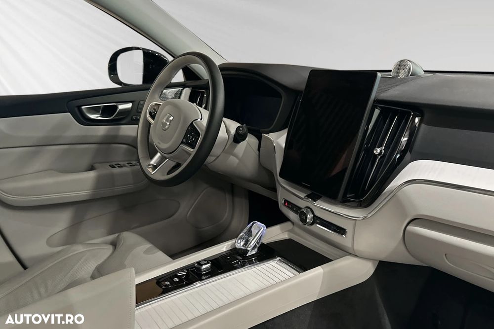 Volvo XC 60 T6 AWD AT PHEV Plus Bright - 2