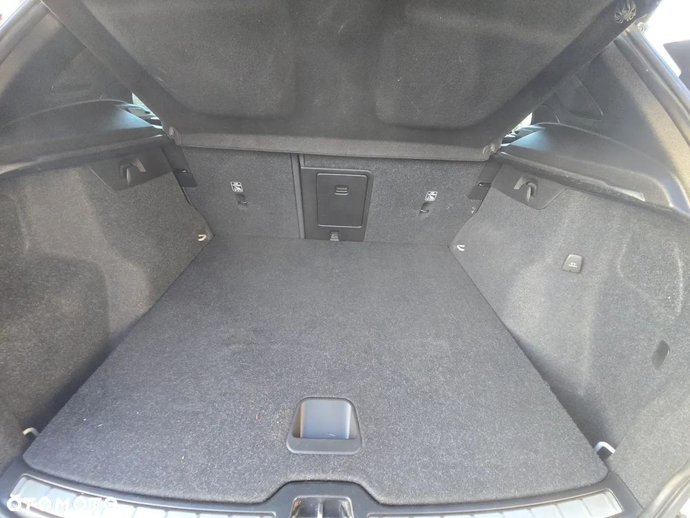 Volvo XC 40 T4 Plug-In Hybrid Core - 14