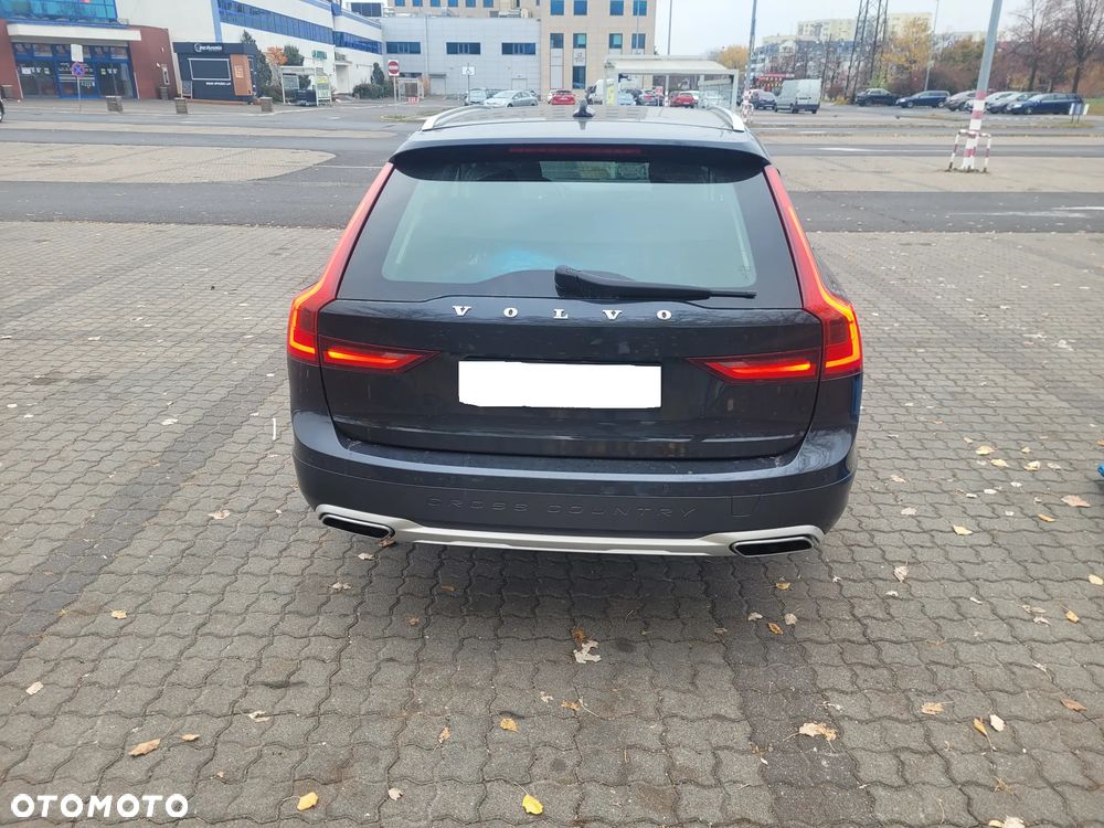 Volvo V90 Cross Country D4 AWD - 3