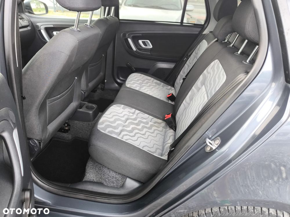 Skoda Fabia 1.4 16V Comfort - 12