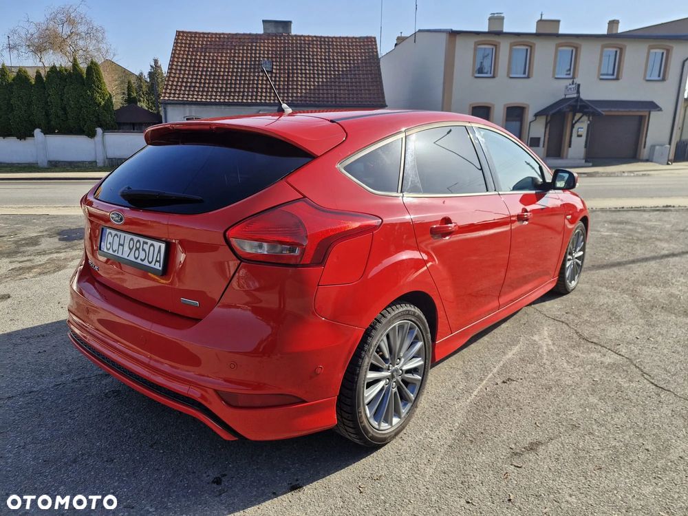 Ford Focus 1.0 EcoBoost ST-Line - 3