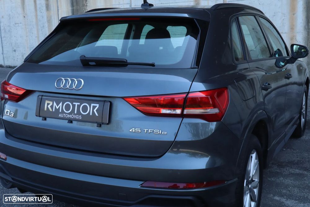 Audi Q3 45 TFSIe S tronic S line - 11