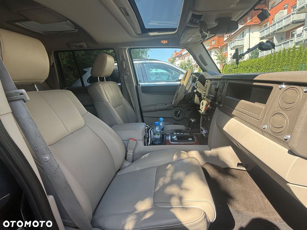 Jeep Commander 5.7 V8 HEMI Automatik Limited - 30