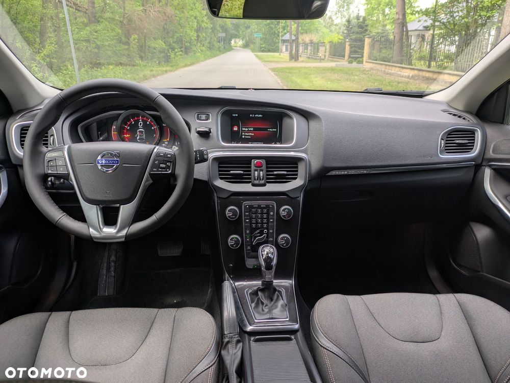Volvo V40 Cross Country T4 AWD Geartronic Summum - 14