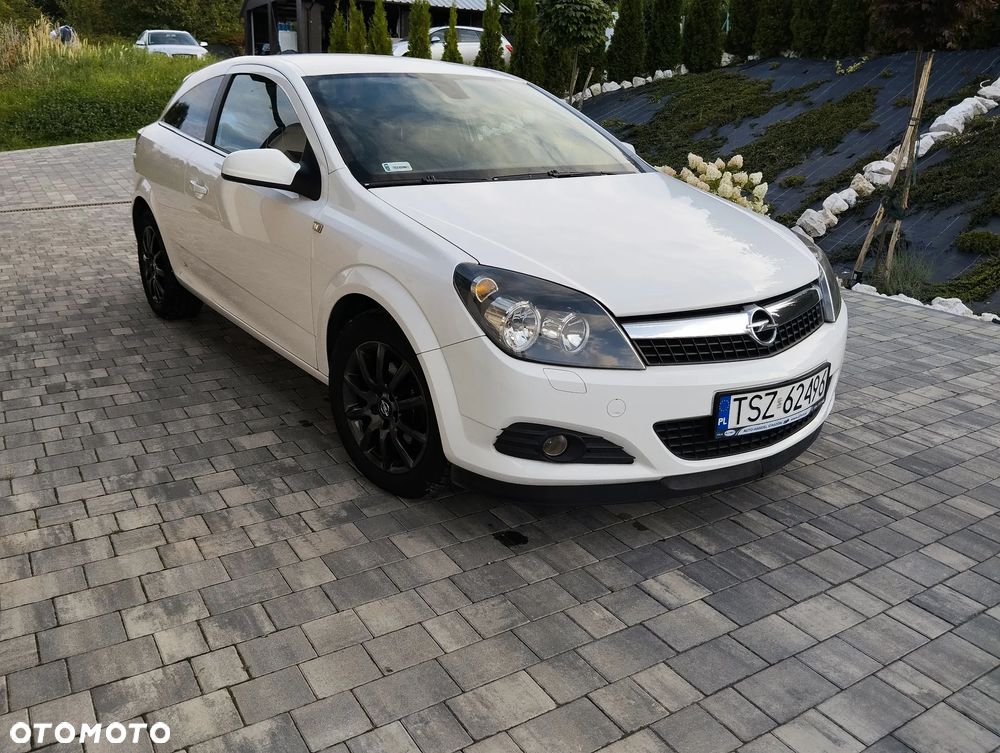 Opel Astra III GTC 1.6 Sport - 8