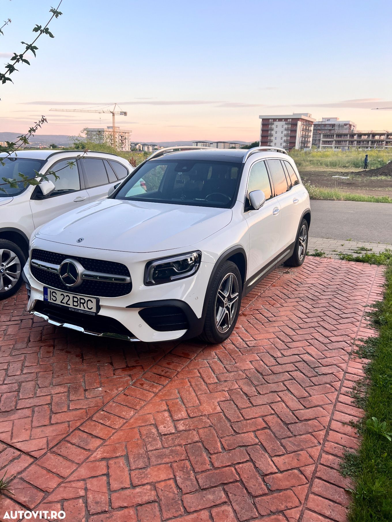 Mercedes-Benz GLB 220 d 4MATIC Aut. - 1