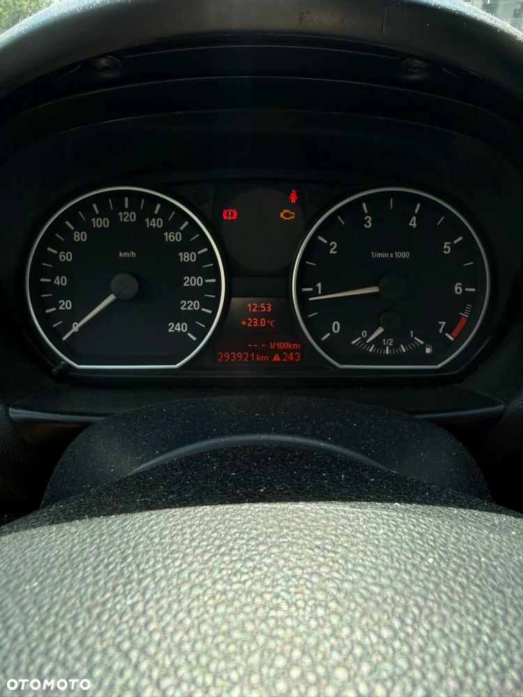 BMW Seria 1 - 10