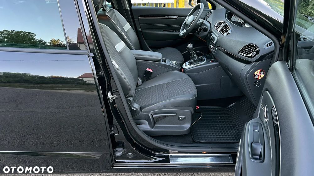 Renault Scenic Energy dCi 130 Start & Stop Dynamique - 23