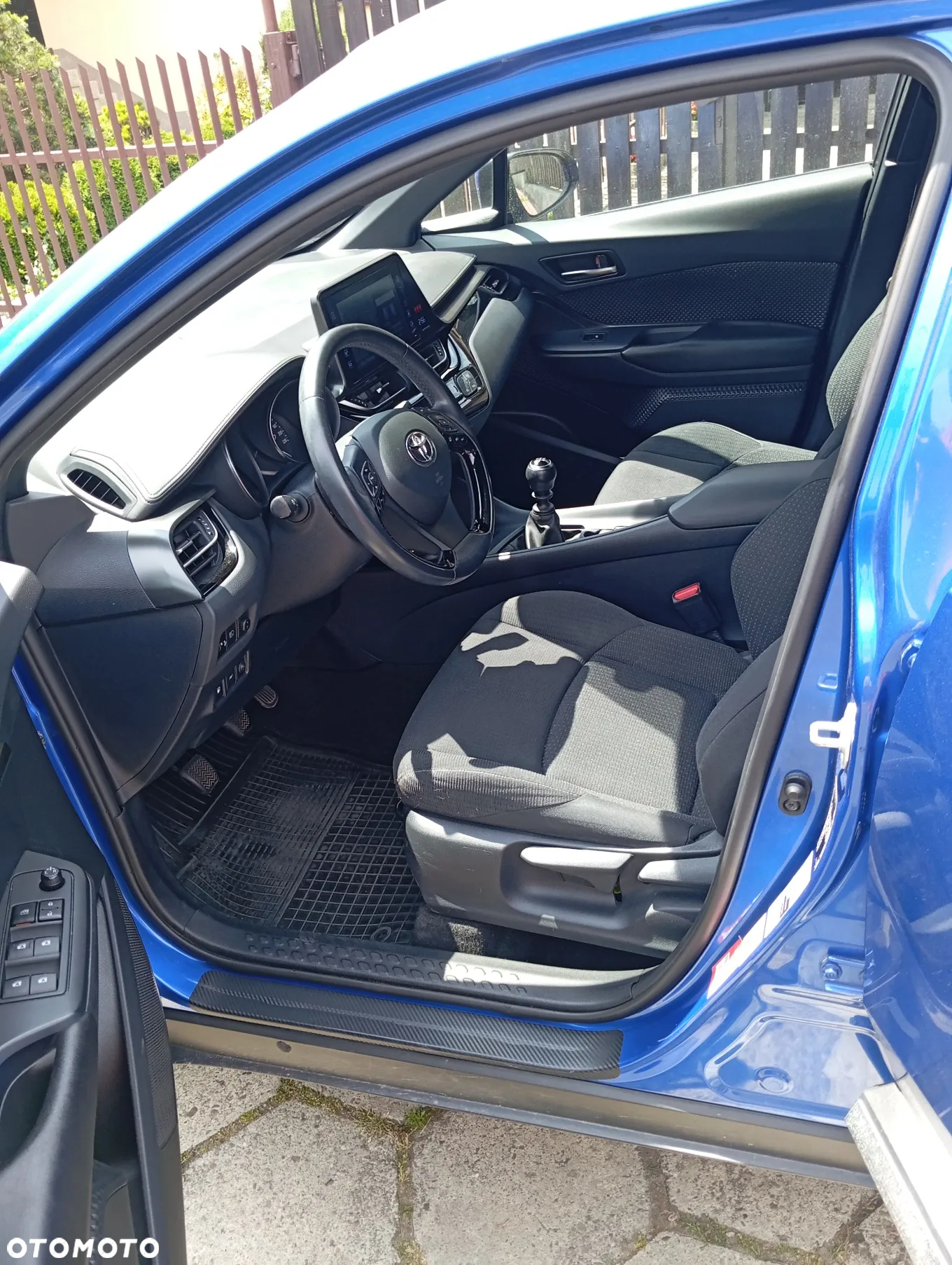 Toyota C-HR - 12