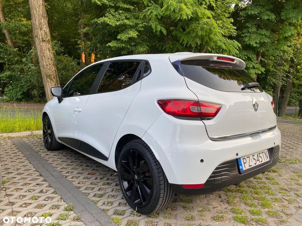 Renault Clio - 8