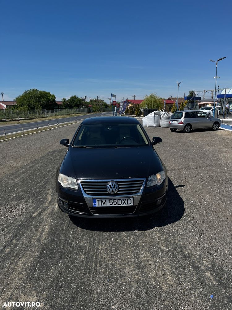 Volkswagen Passat 2.0 TDI DSG Comfortline - 1