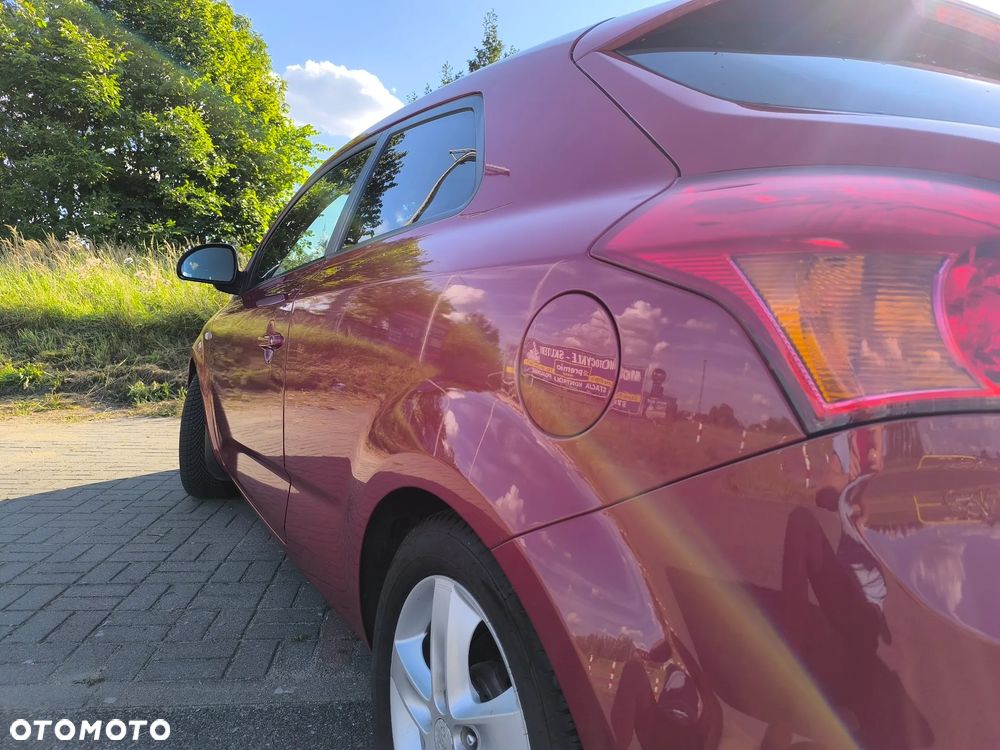 Kia ProCeed - 6