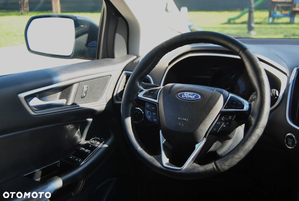 Ford Edge - 10