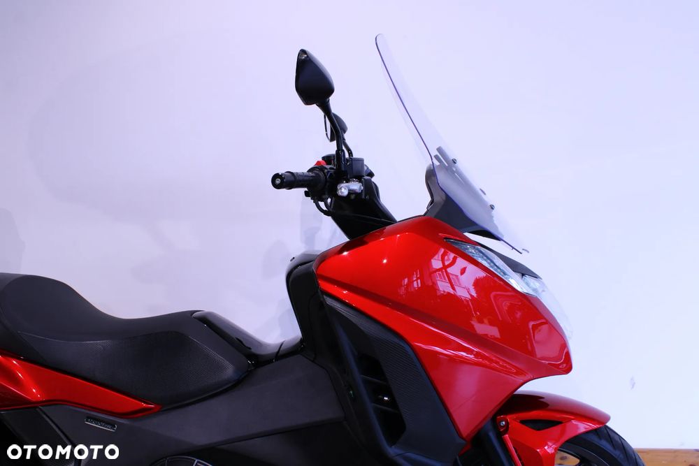 Honda NC - 16