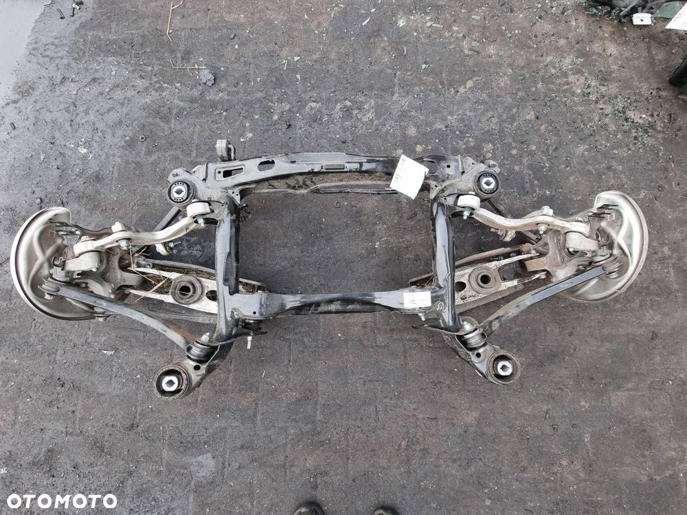 BELKA / SANKI TYŁ AUDI A4 B9 QUATTRO 8W0505563A 8W0505235AK - 1