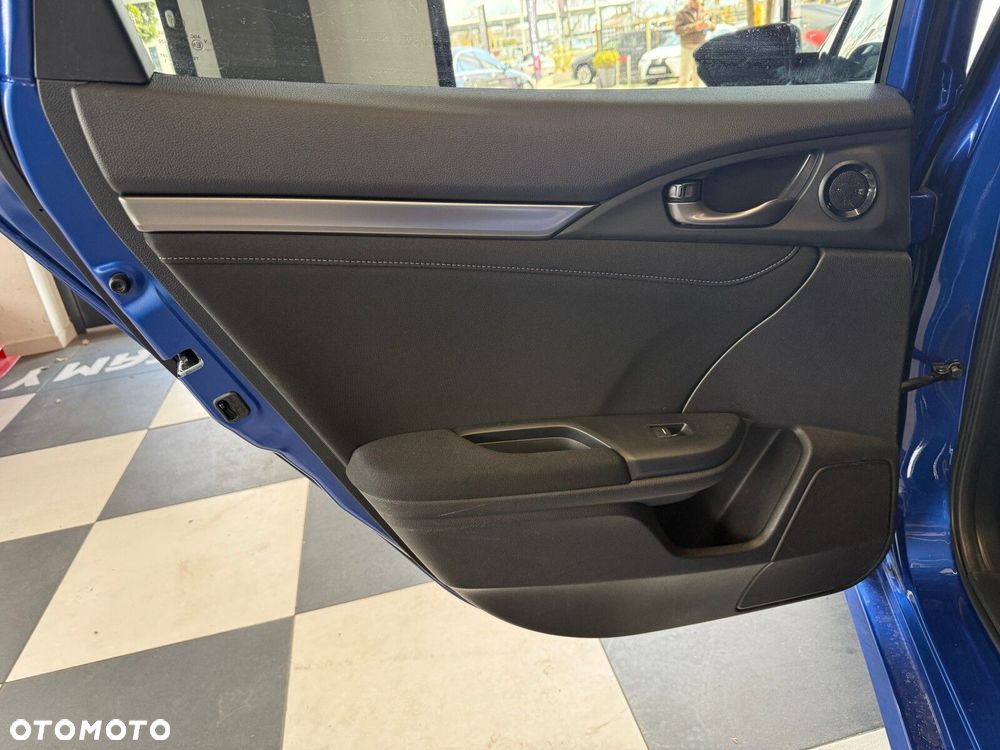Honda Civic - 10