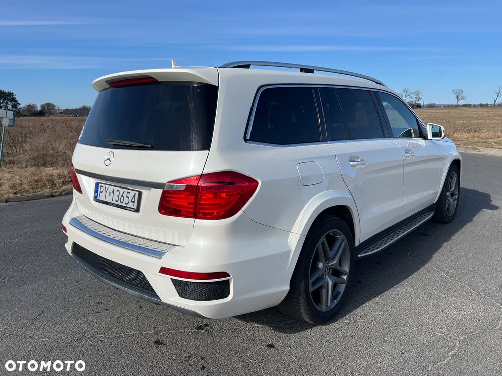Mercedes-Benz GL - 10