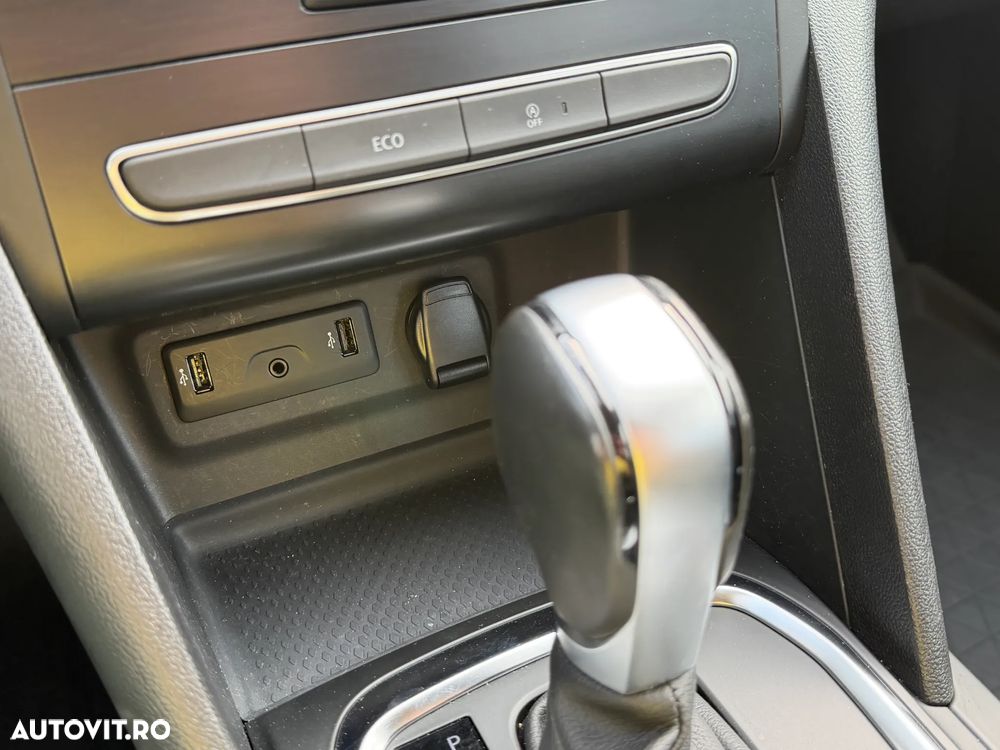 Renault Megane BLUE dCi EDC Intens - 16