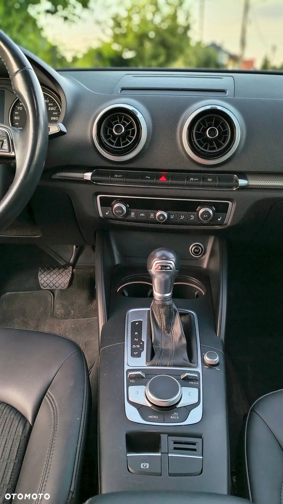 Audi A3 Sportback 1.6 TDI S tronic sport - 15
