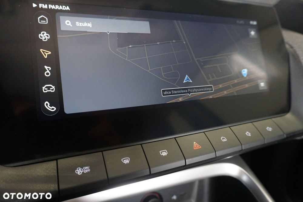 MG ZS Hybrid+ - 32