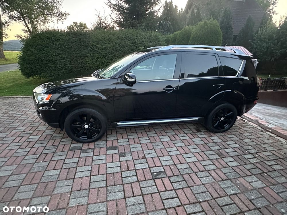 Mitsubishi Outlander 2.0 DID Intense + - 8