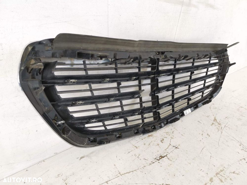 Grila Radiator Avariata Mercedes-Benz  E-Class W212 [facelift] 2013 20 - 6