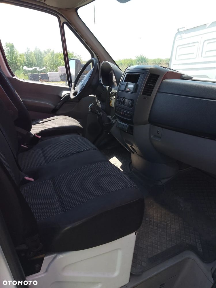 Mercedes-Benz Sprinter 515 CDI kontener 6 EPAL chłodnia izoterma - 10