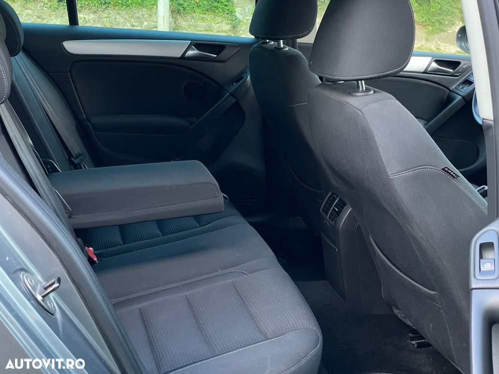VOLKSWAGEN Golf 2011 — imagine 8