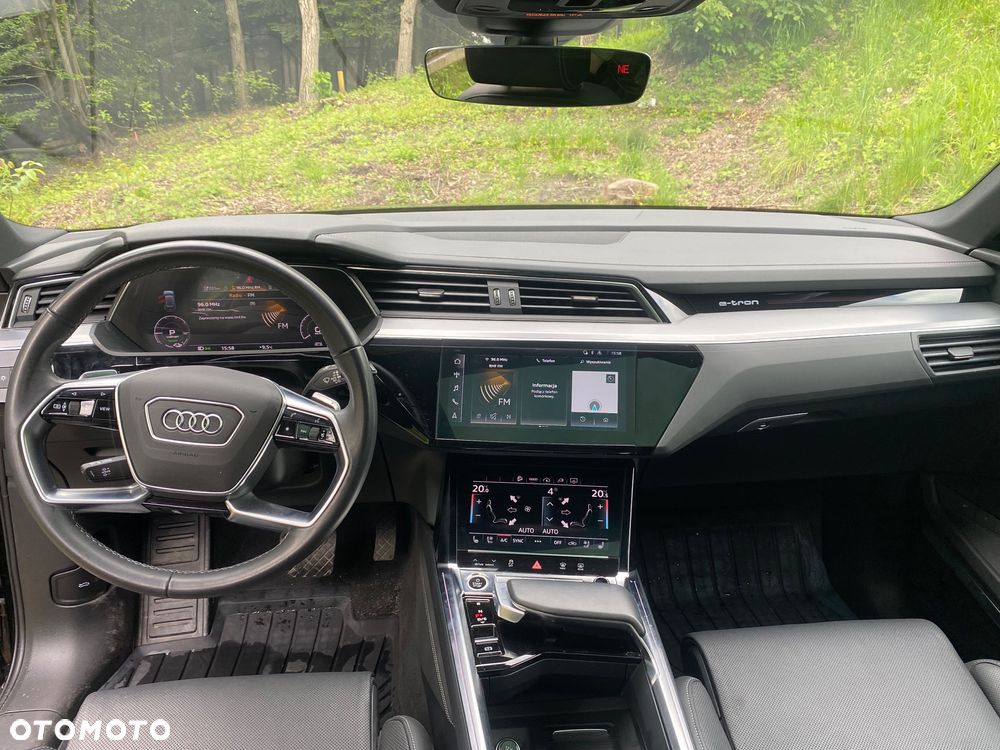 Audi Q8 - 6