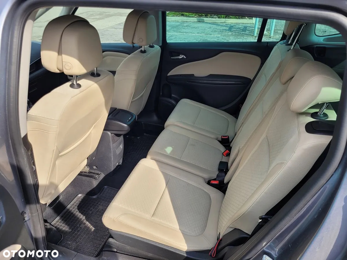 Opel Zafira 2.0 CDTI Cosmo - 11