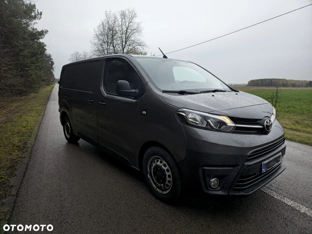 Toyota Proace - 1