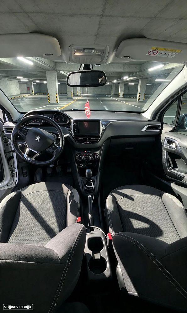 Peugeot 208 1.4 HDi - 6