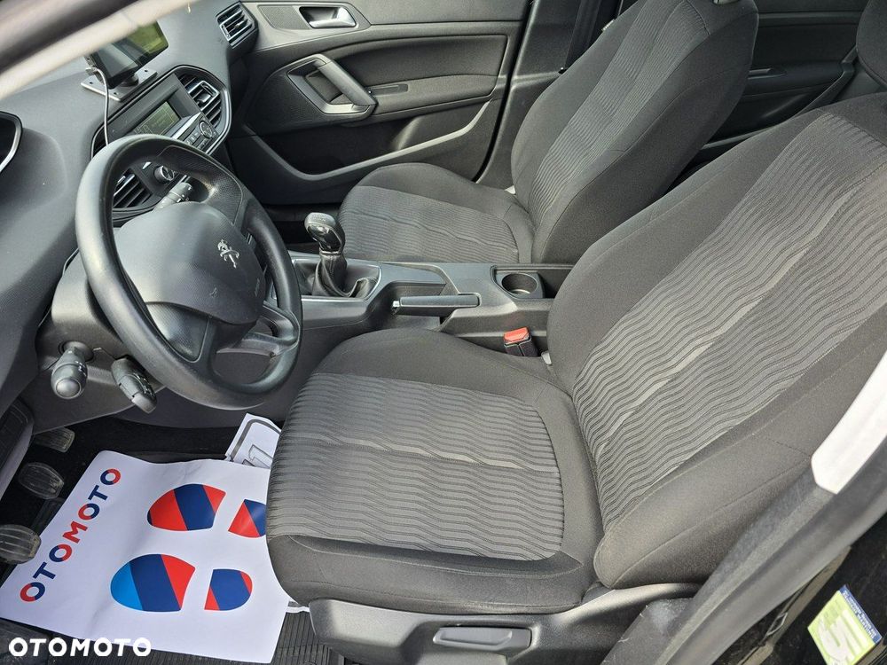 Peugeot 308 - 11